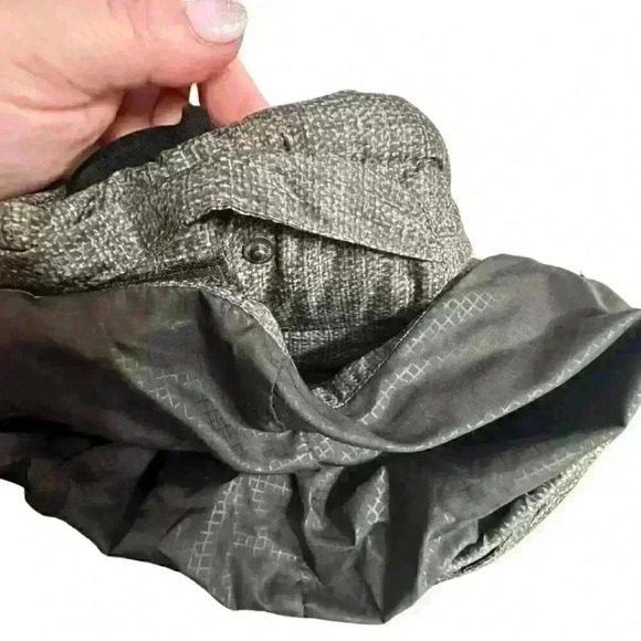 Columbia Winter Jacket - Picture 9 of 10